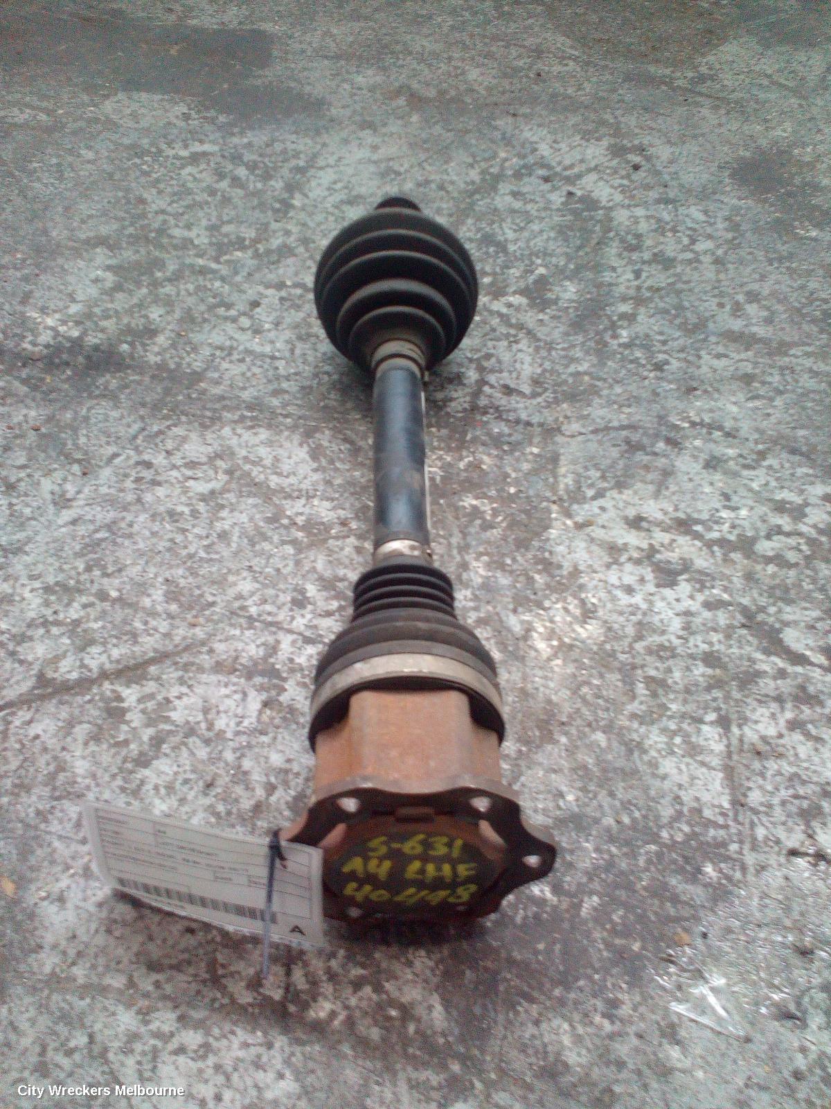 AUDI A4 LEFT DRIVESHAFT, FRONT, 2.0/3.0, DIESEL, B8 8K, 02/2008 - 06/2012