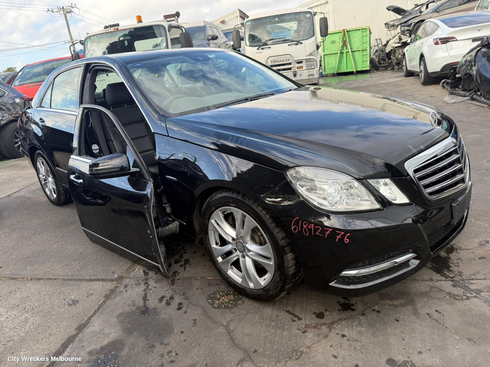 MERCEDES E CLASS BONNET HINGE/STRUT, LH BONNET ACTUATOR, P/N A2129066201, W212/S212, 07/2009 - 05/2013