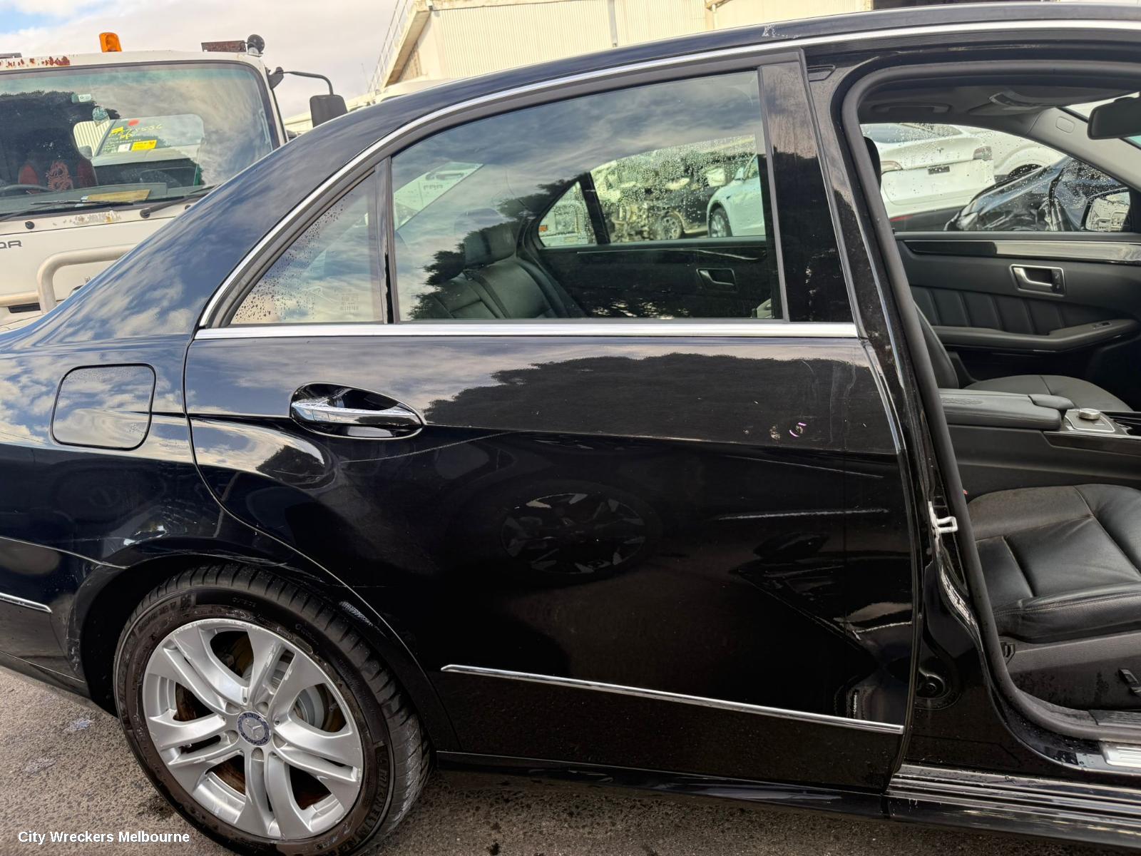 MERCEDES E CLASS DOOR/BOOT/GATE LOCK, LEFT FRONT DOOR LOCK, W212/S212, SEDAN/WAGON, NON KEYLESS START TYPE, 07/2009 - 05/2016