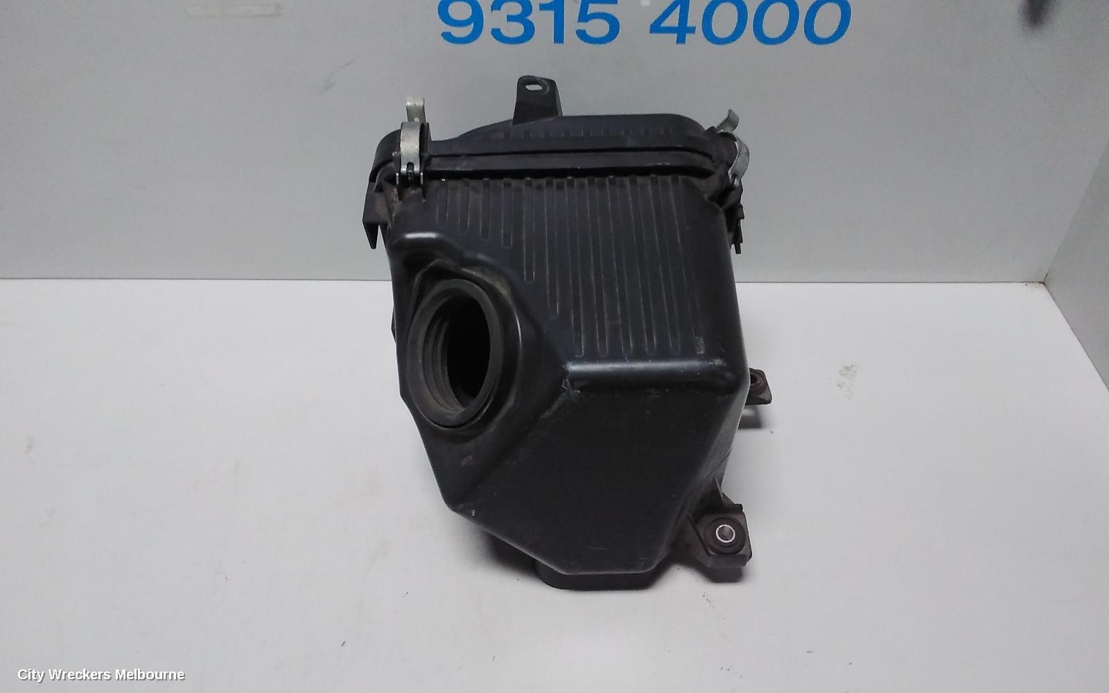 MITSUBISHI 380 AIR CLEANER/BOX, AIR CLEANER, DB, 3.8, 6G75, 09/2005 - 03/2008
