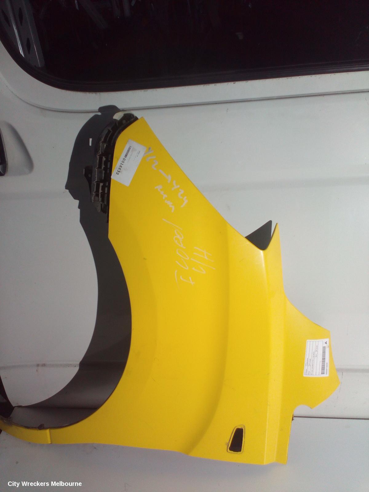 HYUNDAI ILOAD/IMAX LEFT GUARD, TQ, ILOAD, NON MOULD TYPE, 11/2007 - 02/2018
