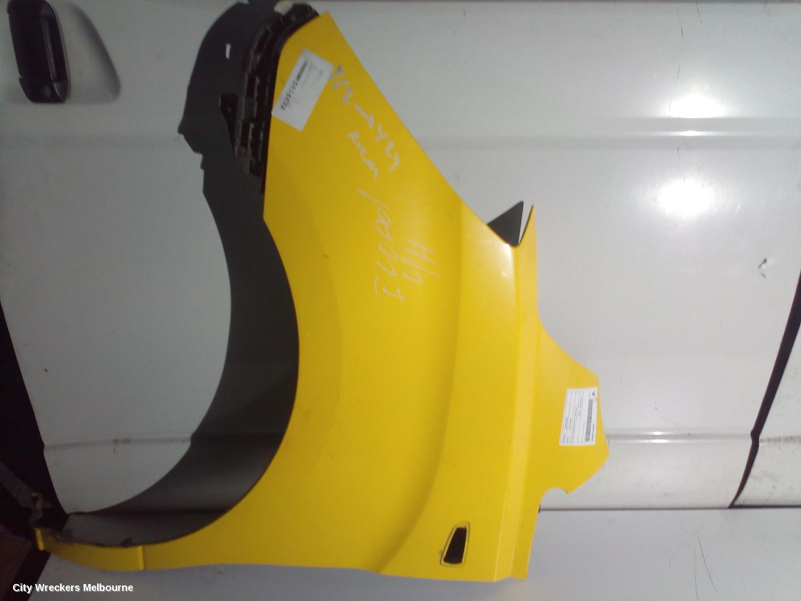 HYUNDAI ILOAD/IMAX LEFT GUARD, TQ, ILOAD, NON MOULD TYPE, 11/2007 - 02/2018