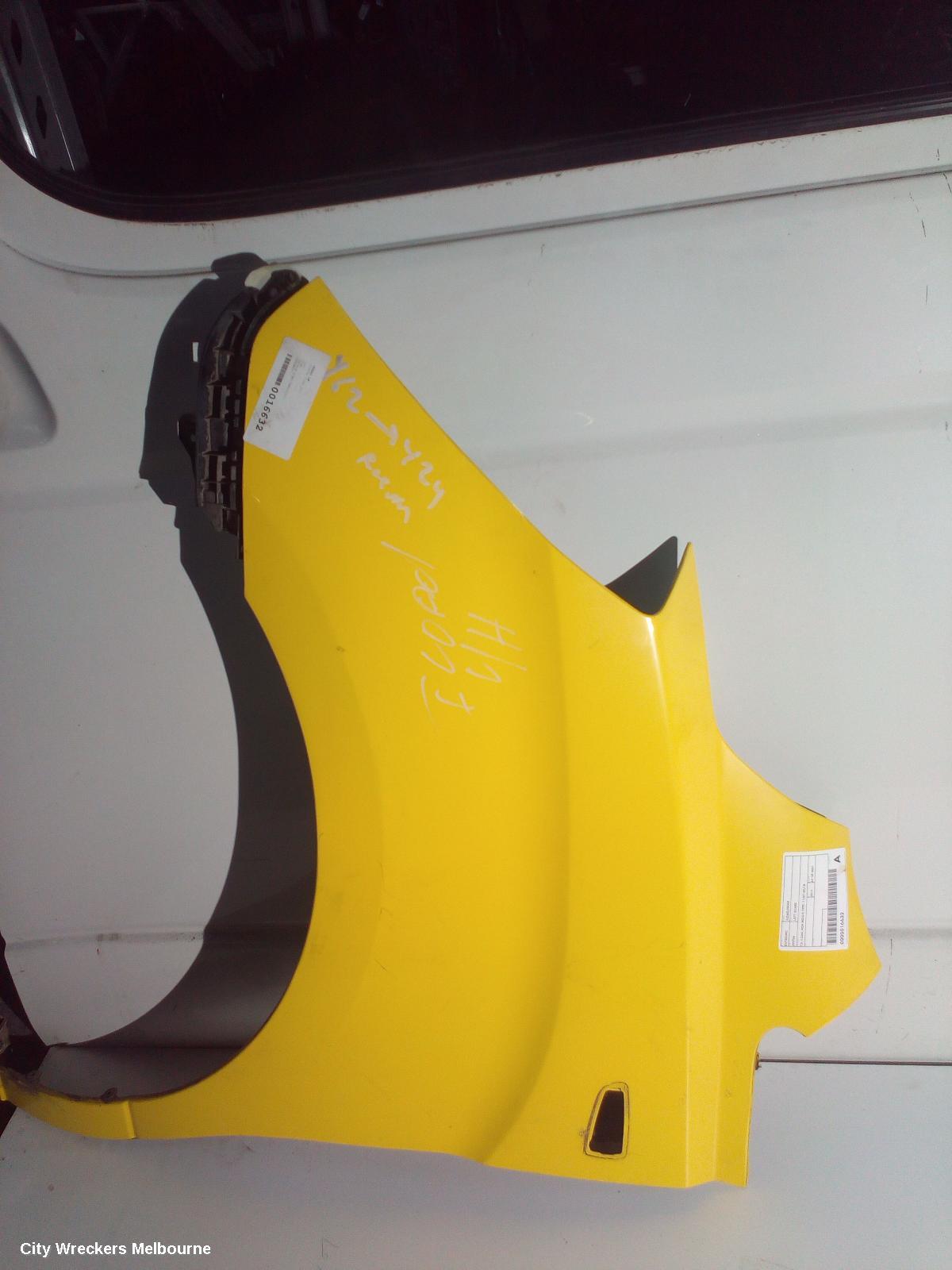 HYUNDAI ILOAD/IMAX LEFT GUARD, TQ, ILOAD, NON MOULD TYPE, 11/2007 - 02/2018