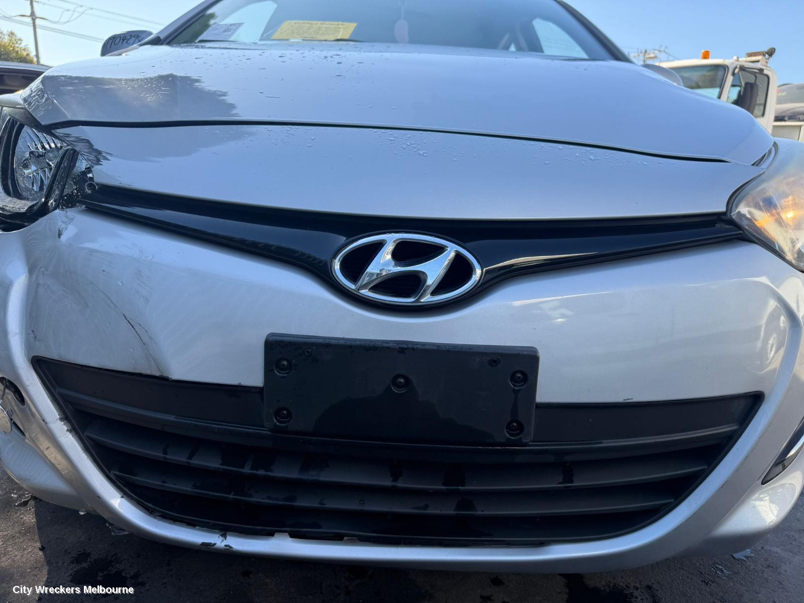 HYUNDAI I20 LEFT DOOR MIRROR, PB, MANUAL FOLDING, W/ FLASHER TYPE, 03/2012 - 12/2015