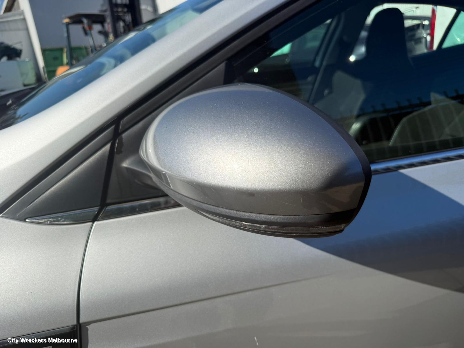 RENAULT MEGANE DOOR HANDLE, GEN 4, 06/2016 - 02/2020