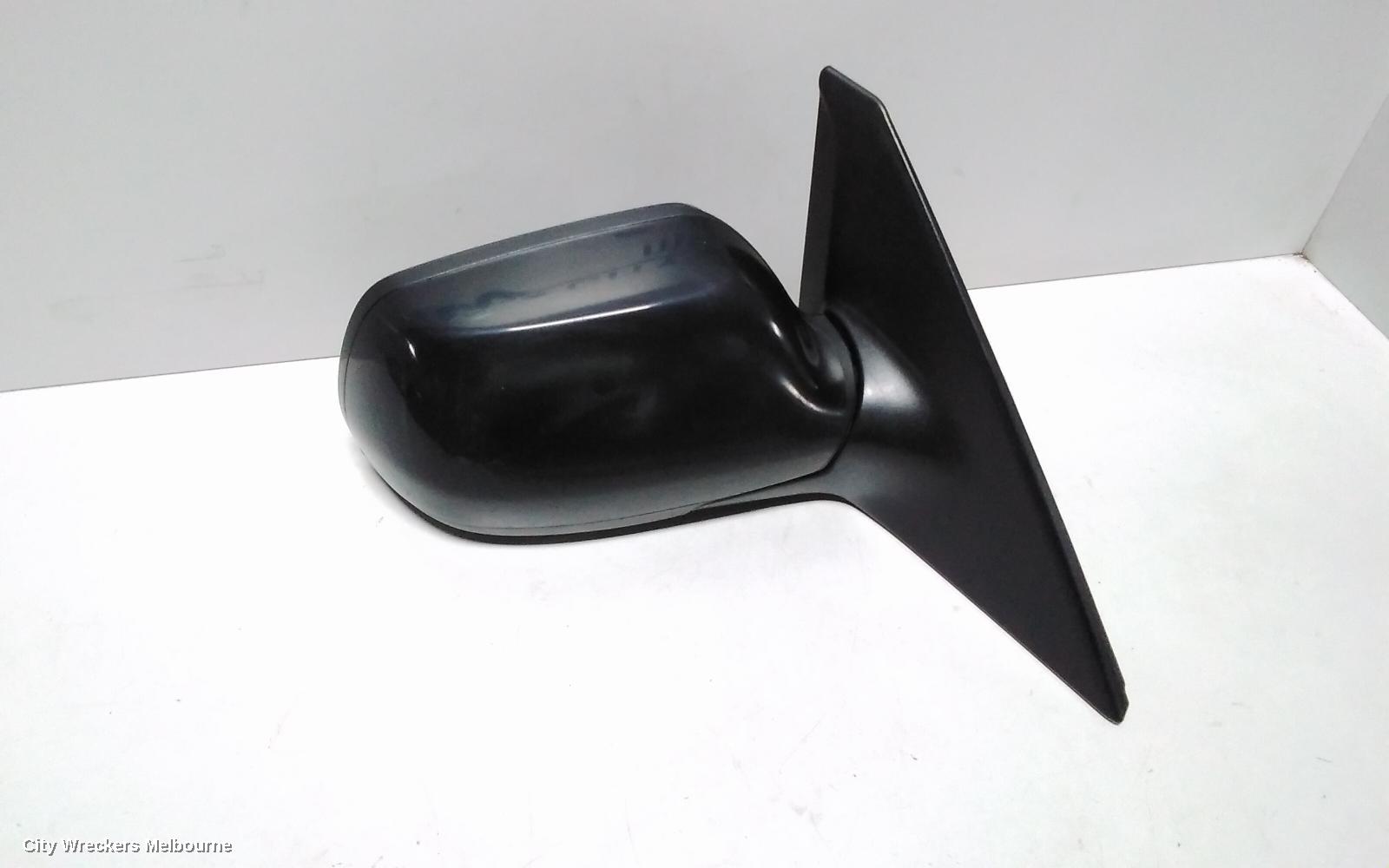 MAZDA 3 RIGHT DOOR MIRROR, BK, MANUAL, SEDAN/HATCH, 01/2004 - 04/2009