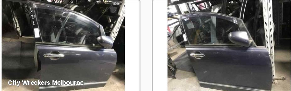 HOLDEN ASTRA RIGHT FRONT DOOR, TS, SEDAN/5DR HATCH, NON TONGUE TYPE HINGE, 09/1998 - 10/2006