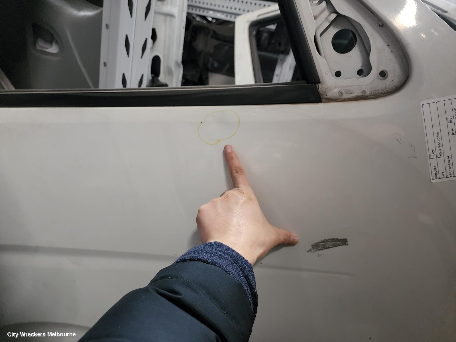 TOYOTA HIACE RIGHT FRONT DOOR, SBV, 10/1995 - 02/2004