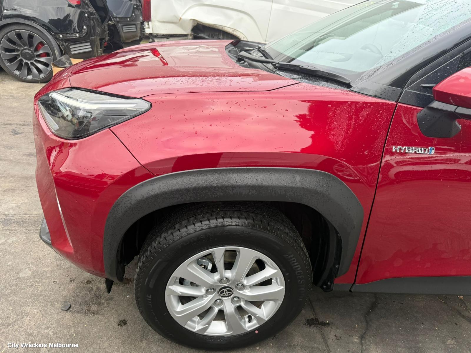 TOYOTA YARIS CROSS RIGHT DOOR MIRROR, XP210, NON BLIND SPOT, NON CAMERA TYPE, COLOUR CODED, 06/2020 ONWARDS