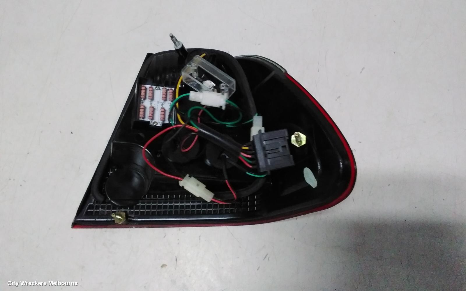 BMW 3 SERIES LEFT TAILLIGHT, E46, SEDAN, CLEAR FLASHER TYPE, 10/2001 - 01/2005