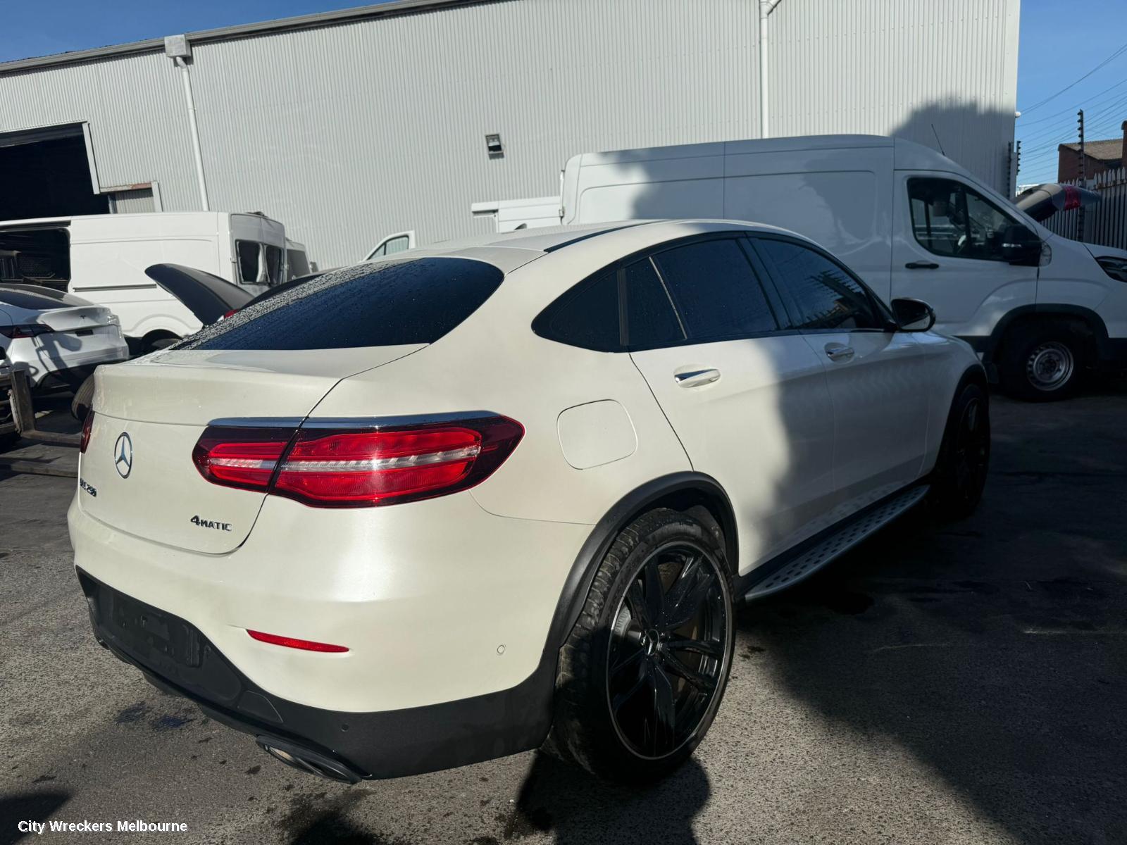 MERCEDES GLC CLASS LEFT FRONT STRUT, PETROL, 2.0, GLC250, NON AIRBAG TYPE, X253/C253, 09/2015 - 07/2019