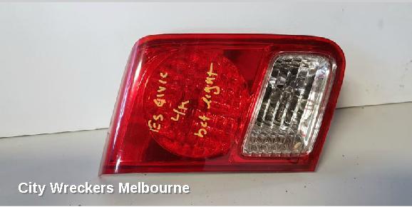 HONDA CIVIC REAR GARNISH, BOOTLID LAMP (LH SIDE), CLEAR LENS TYPE, 7TH GEN, 11/2000 - 02/2006