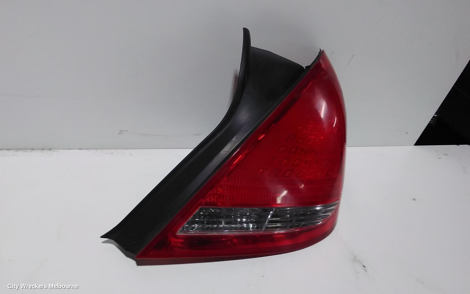 NISSAN MAXIMA RIGHT TAILLIGHT, J31, LENS# 4969, 02/2002 - 12/2005