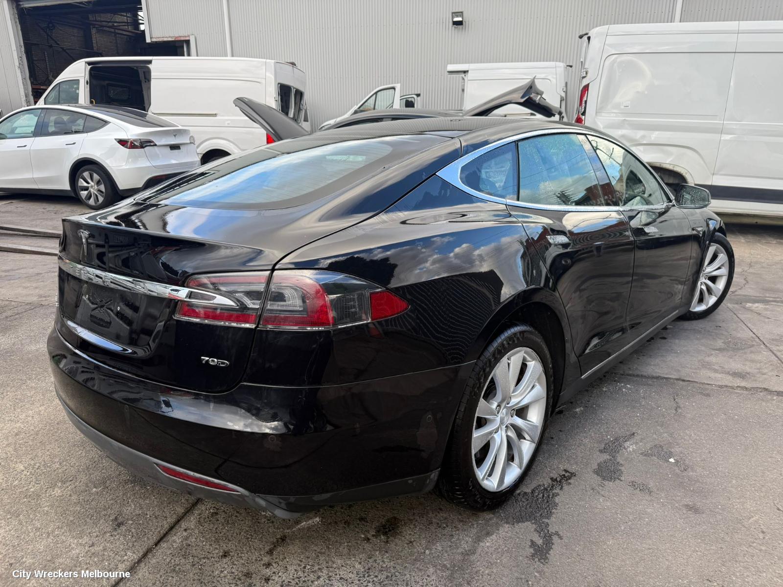 TESLA MODEL S REAR BUMPER, BUMPER BAR, W/ 4 PARK SENSORS, 1ST GEN, 06/2014 - 03/2016