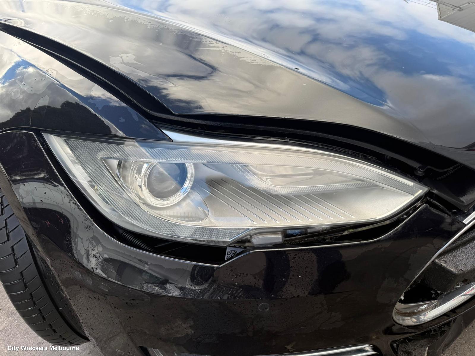 TESLA MODEL S REAR BUMPER, BUMPER BAR, W/ 4 PARK SENSORS, 1ST GEN, 06/2014 - 03/2016