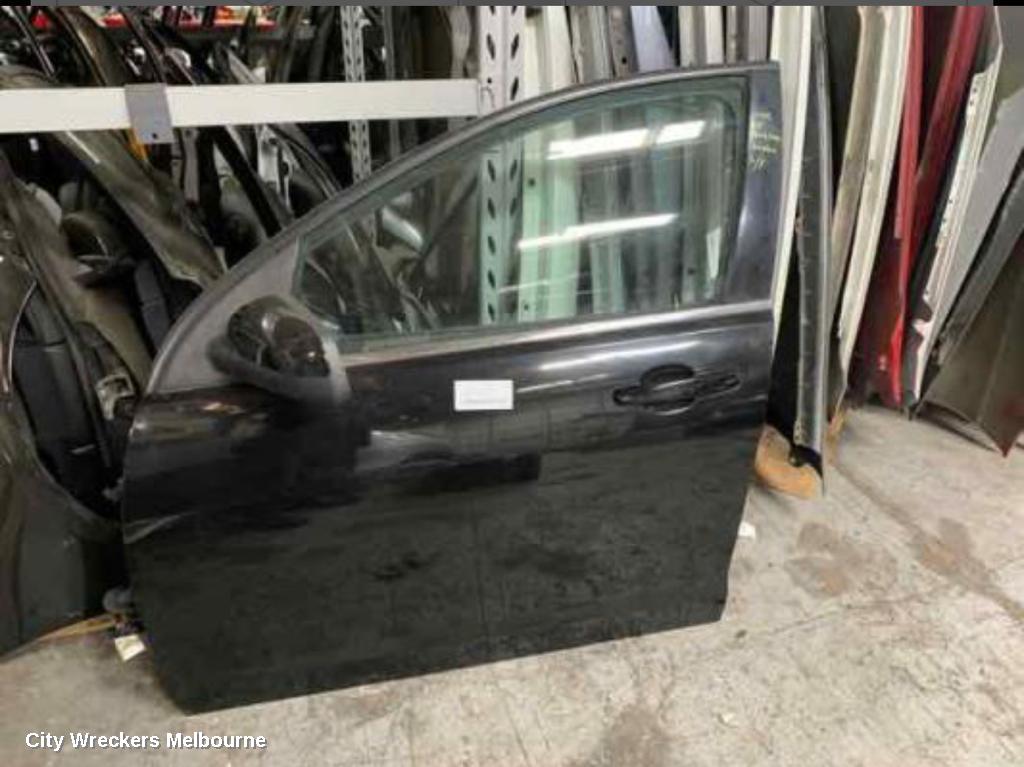 HOLDEN COMMODORE LEFT FRONT DOOR, VE, SEDAN/WAGON/UTE, 08/2006 - 04/2013