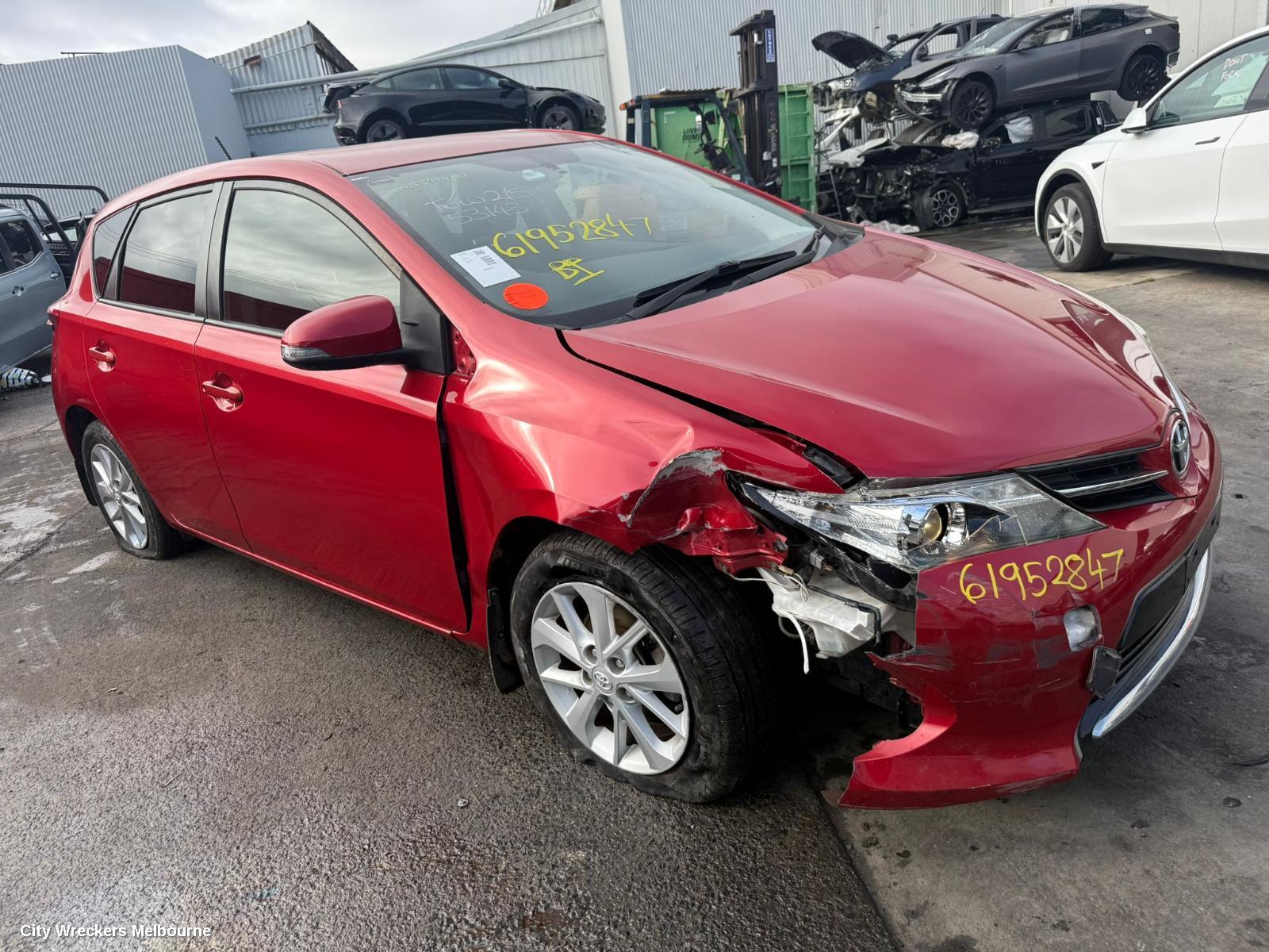 TOYOTA COROLLA LEFT TAILLIGHT, ZRE182R, HATCH, 08/2012 - 03/2015