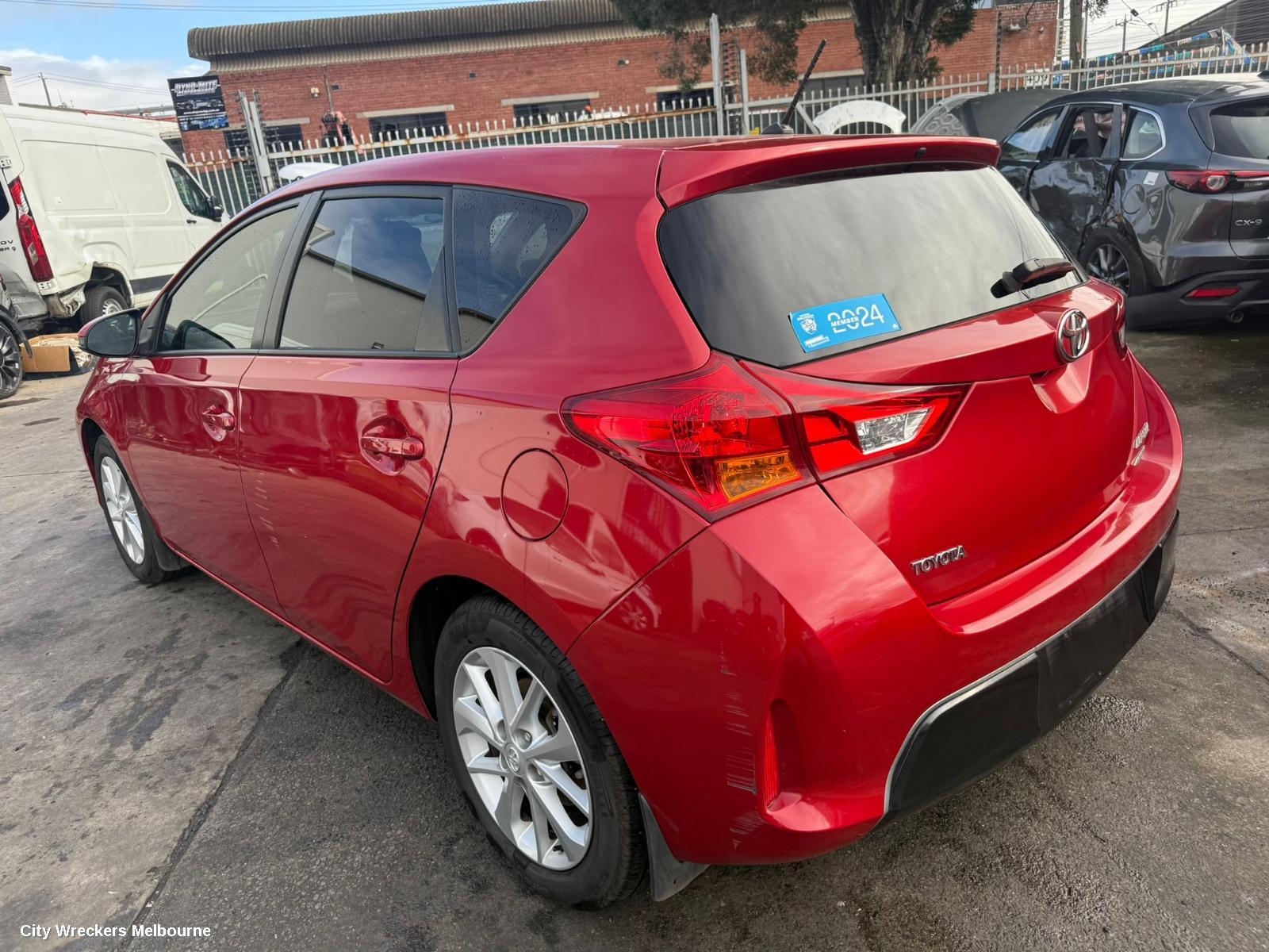 TOYOTA COROLLA LEFT TAILLIGHT, ZRE182R, HATCH, 08/2012 - 03/2015