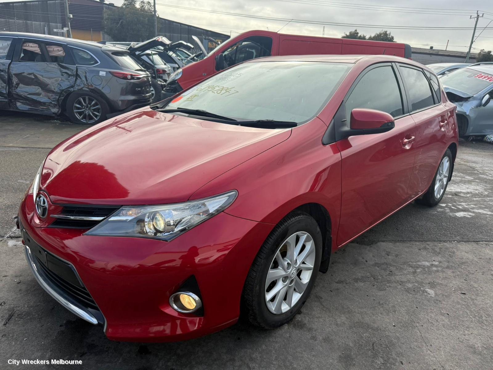 TOYOTA COROLLA LEFT TAILLIGHT, ZRE182R, HATCH, 08/2012 - 03/2015