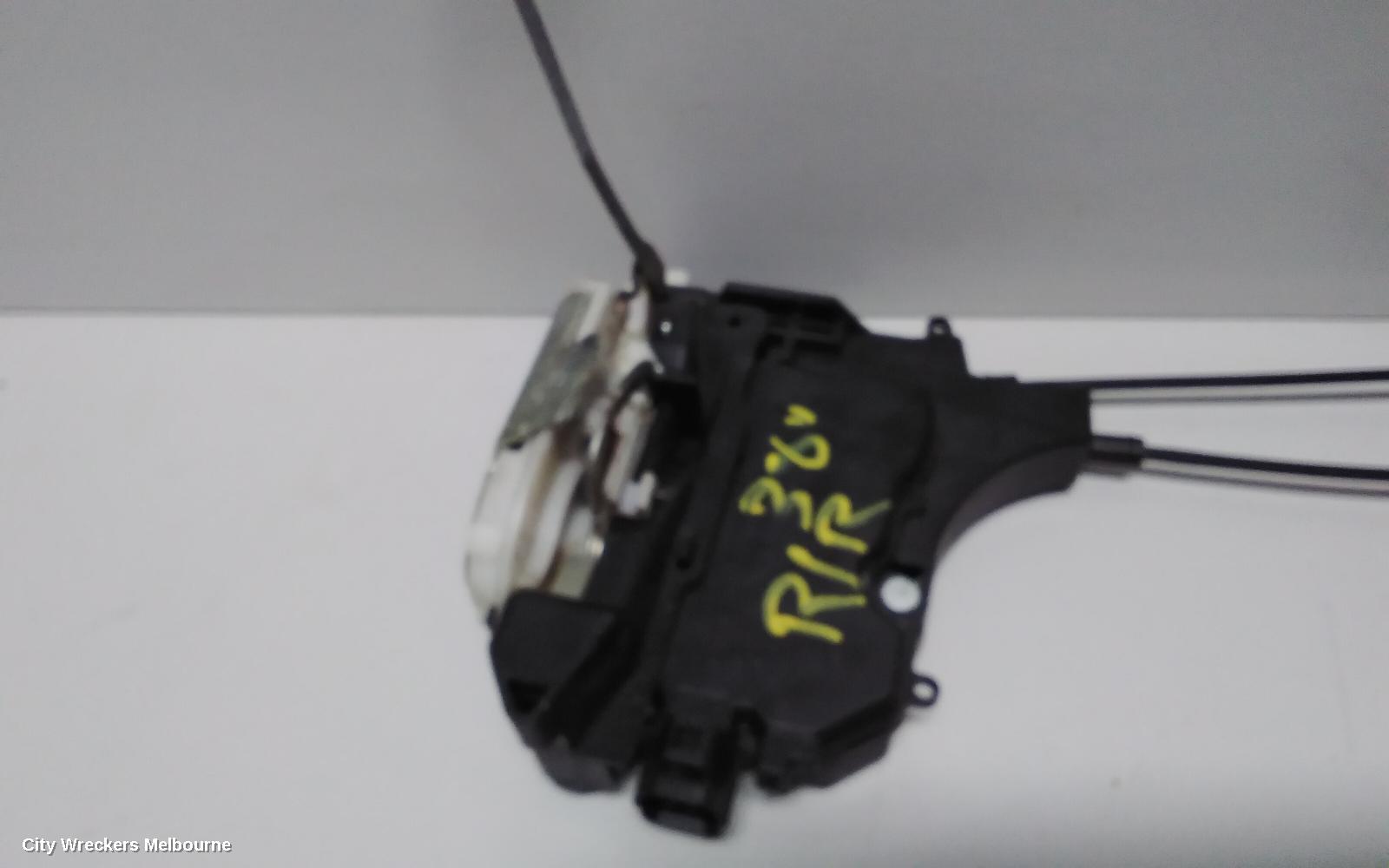 MITSUBISHI 380 DOOR/BOOT/GATE LOCK, RIGHT REAR DOOR LOCK, DB, 09/2005 - 03/2008