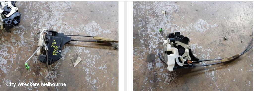 MITSUBISHI 380 DOOR/BOOT/GATE LOCK, RIGHT REAR DOOR LOCK, DB, 09/2005 - 03/2008