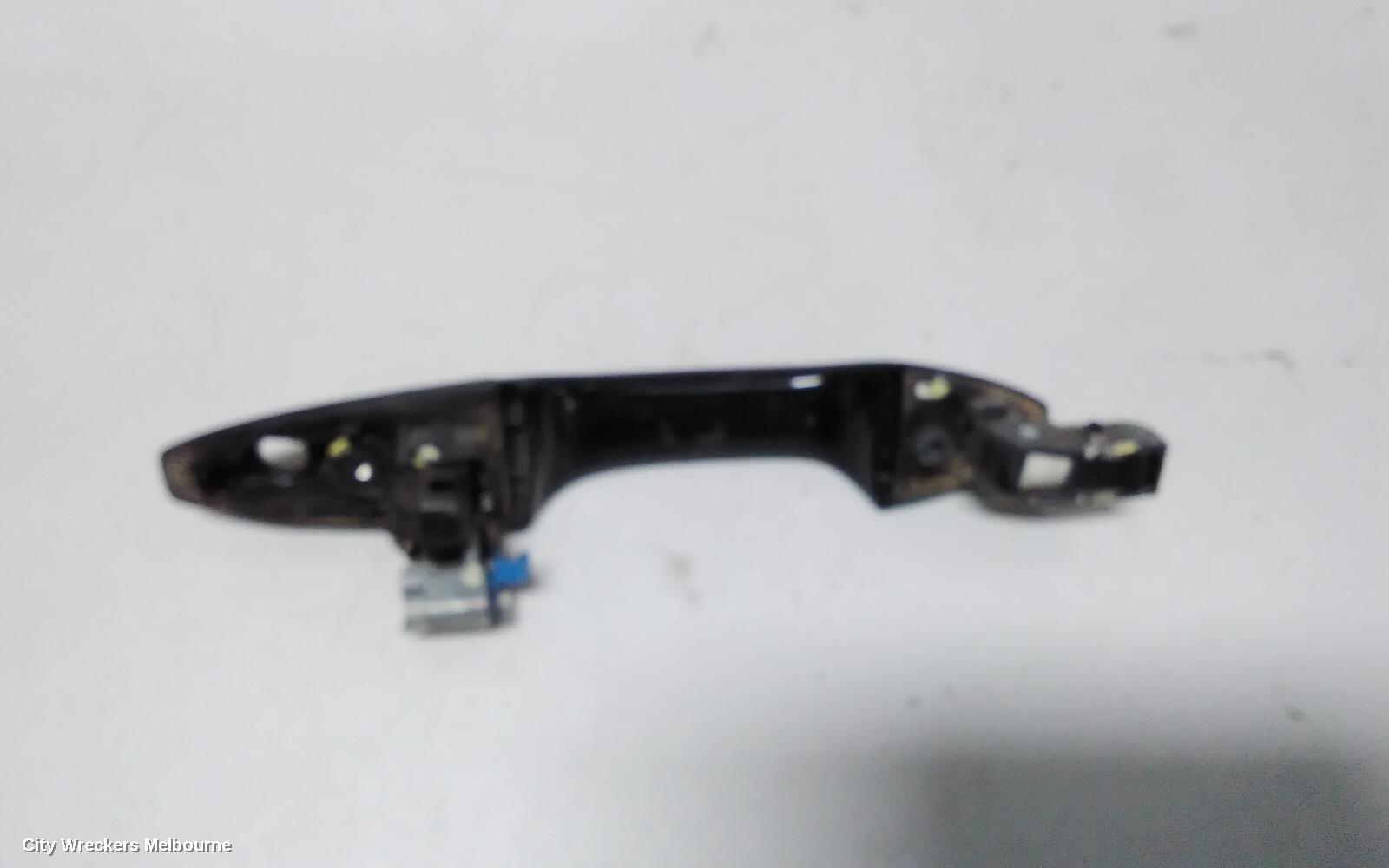 HONDA CRV DOOR HANDLE, OUTER, RH FRONT, COLOUR CODED, RE, 03/2007 - 10/2012
