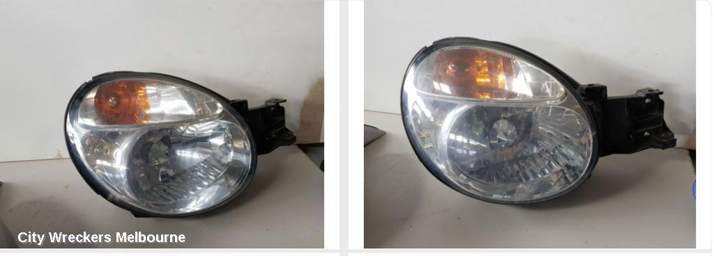 SUBARU IMPREZA RIGHT HEADLAMP, AUST TYPE, 10/2000 - 10/2002