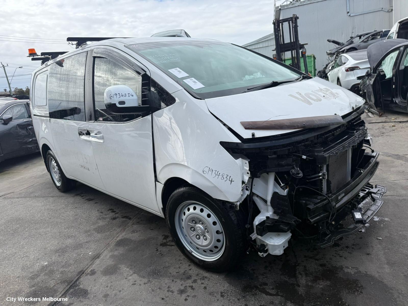 HYUNDAI STARIA LEFT DOOR MIRROR, US4, COLOUR CODED, W/ AUTO POWER FOLD, HEATED, BLIND SPOT, CAMERA TYPE, 04/2021 ONWARDS