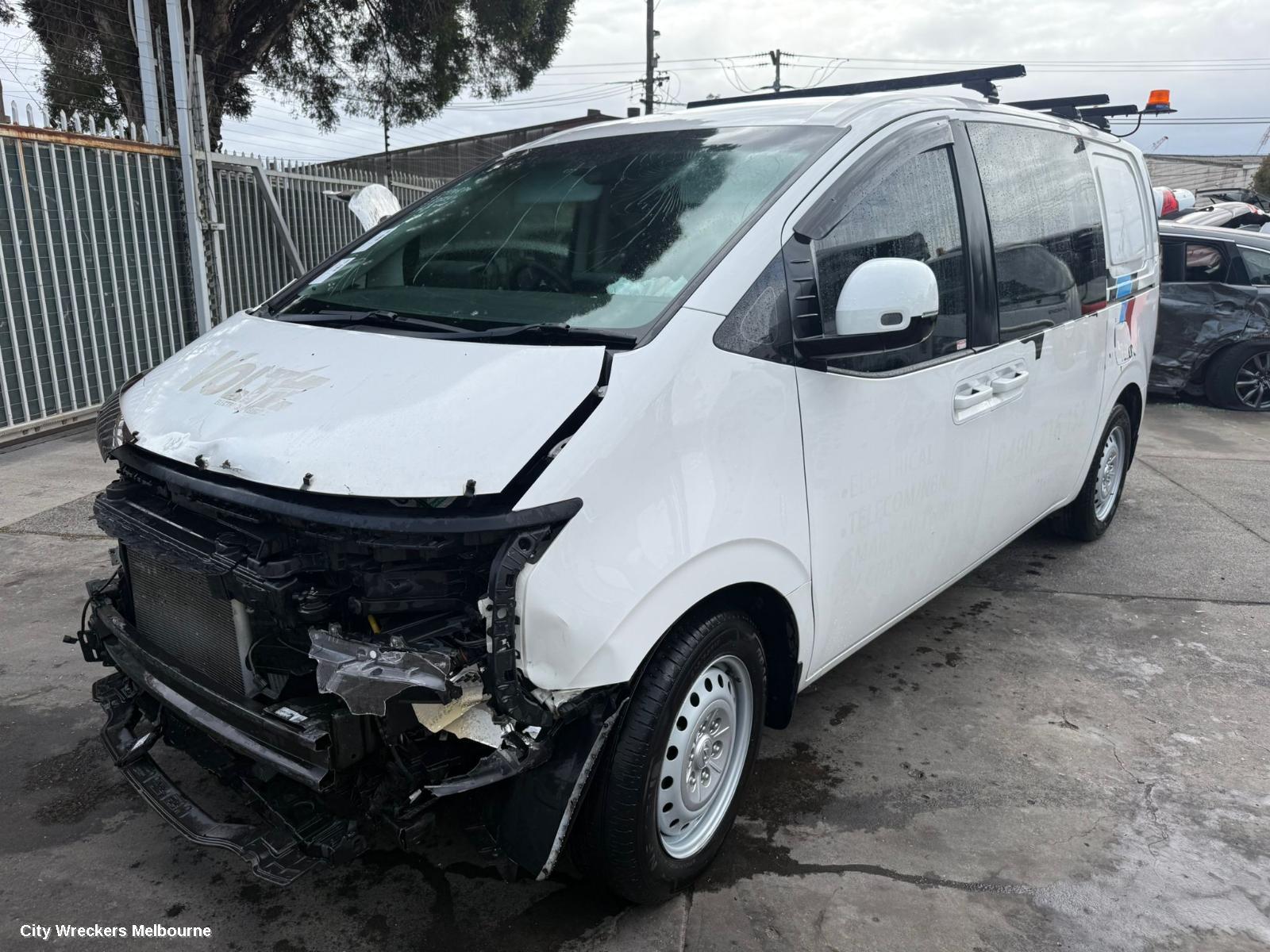 HYUNDAI STARIA LEFT DOOR MIRROR, US4, COLOUR CODED, W/ AUTO POWER FOLD, HEATED, BLIND SPOT, CAMERA TYPE, 04/2021 ONWARDS