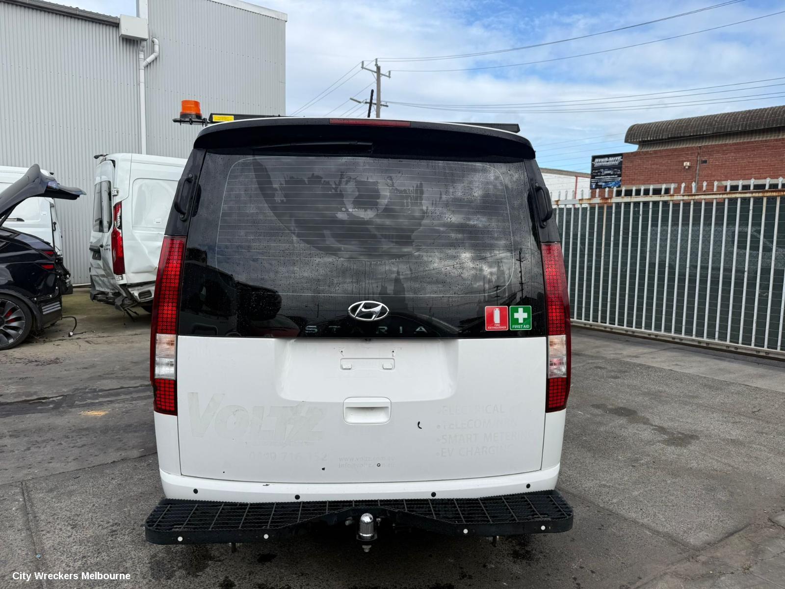 HYUNDAI STARIA LEFT DOOR MIRROR, US4, COLOUR CODED, W/ AUTO POWER FOLD, HEATED, BLIND SPOT, CAMERA TYPE, 04/2021 ONWARDS