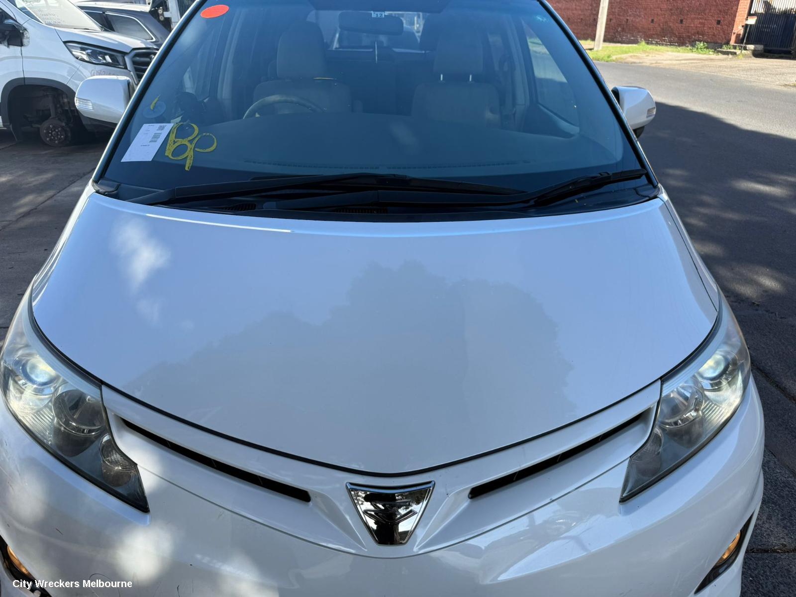 TOYOTA ESTIMA REAR GARNISH, TAILGATE LAMP (CENTRE), LENS# 28-194, RED, XR50, 05-19 (IMPORT)