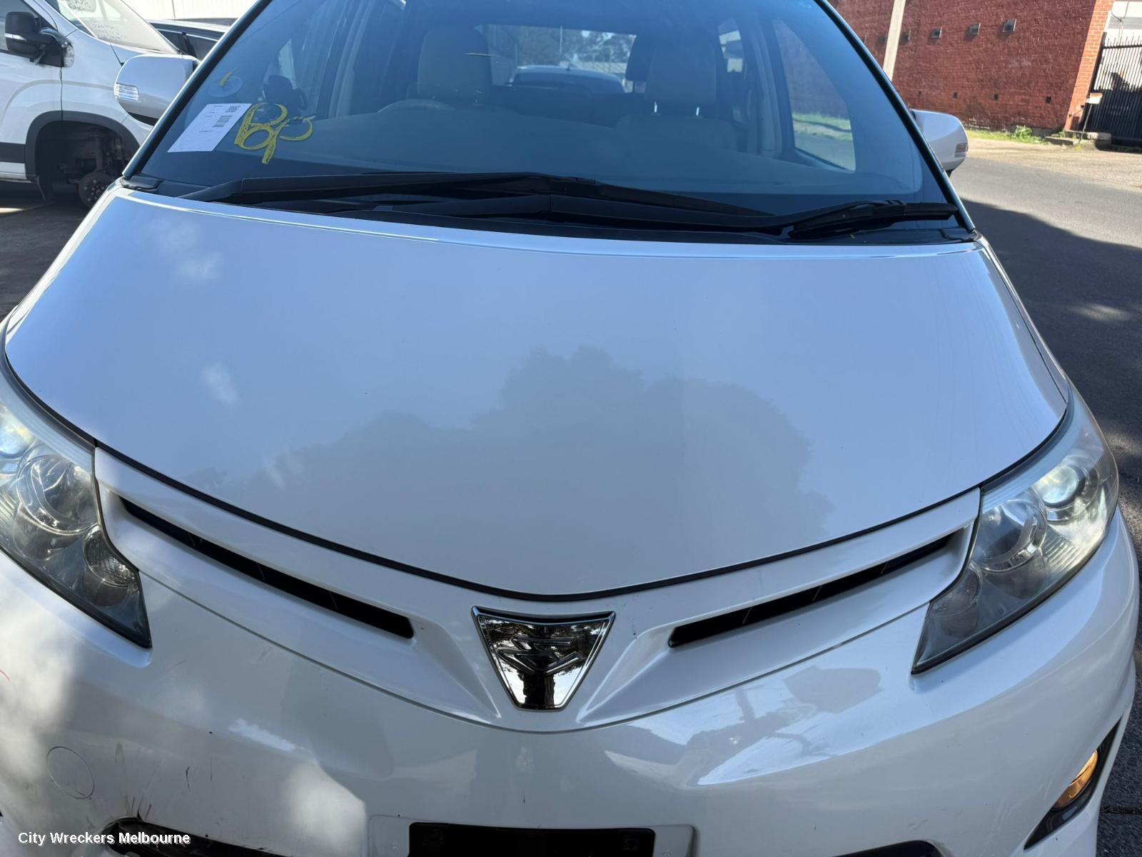 TOYOTA ESTIMA REAR GARNISH, TAILGATE LAMP (CENTRE), LENS# 28-194, RED, XR50, 05-19 (IMPORT)