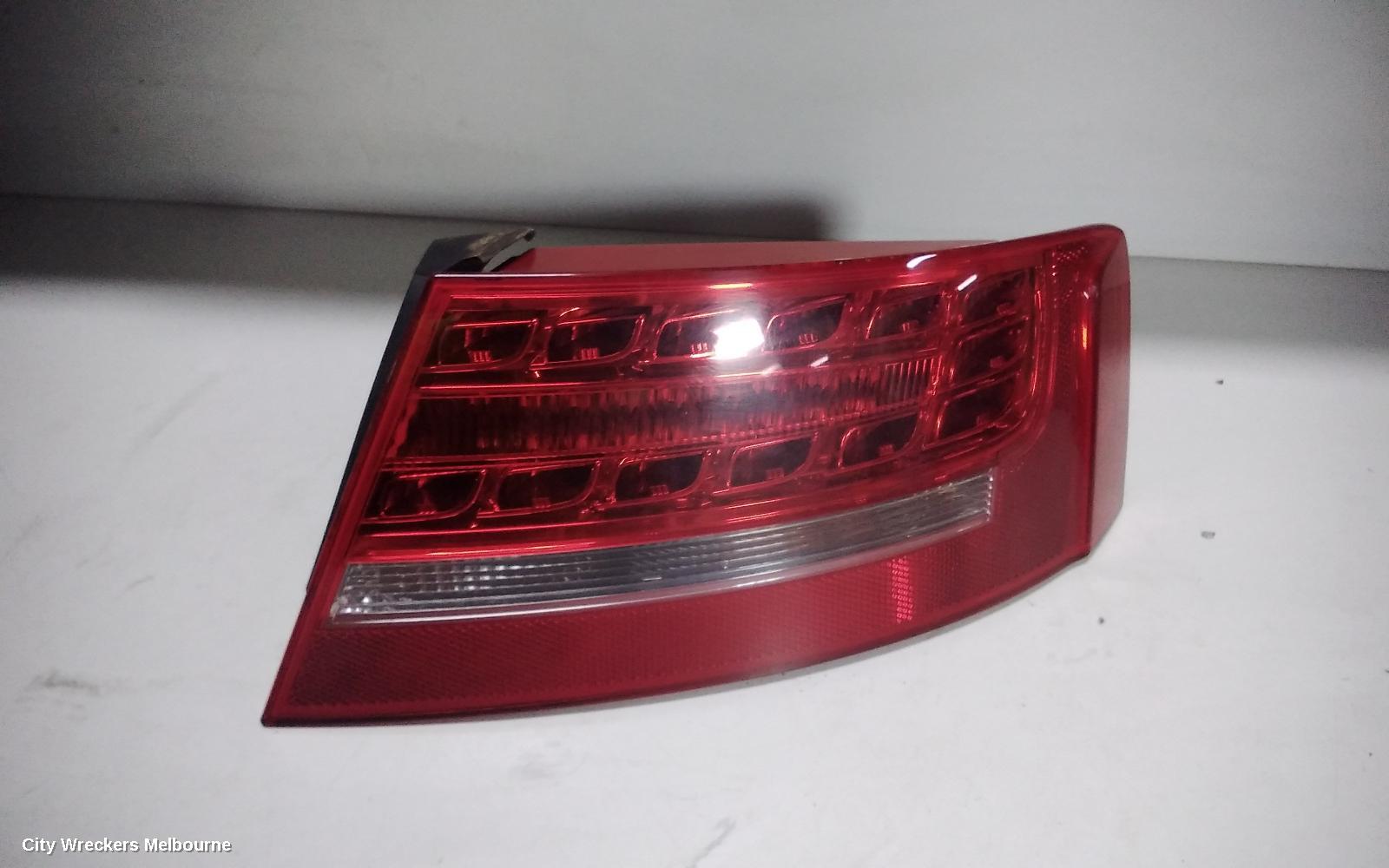 AUDI A5 RIGHT TAILLIGHT, A5/S5, 8T, HATCH, LED TYPE, 10/2009 - 11/2011