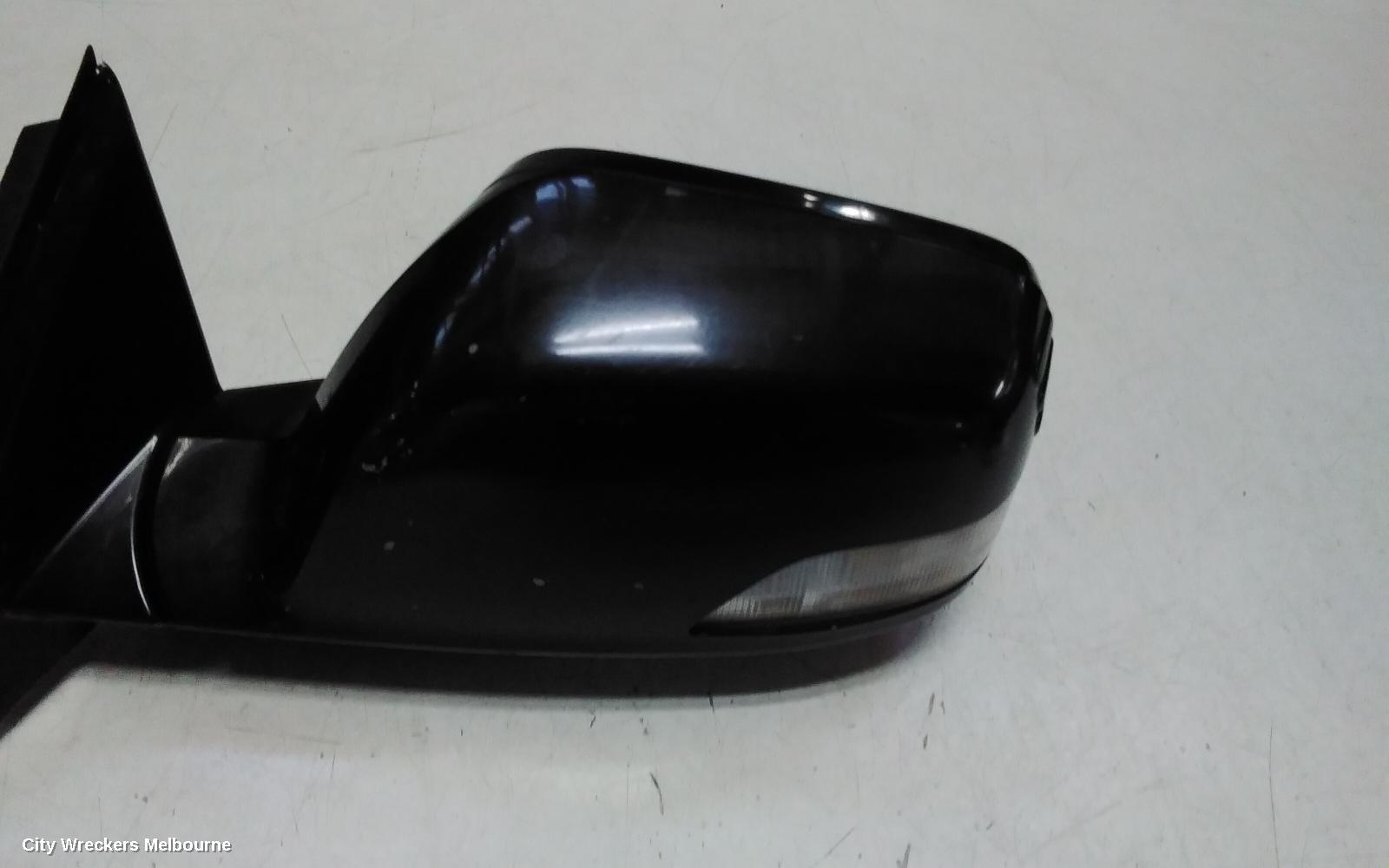 HONDA CRV LEFT DOOR MIRROR, RE, ELECT ADJ, POWER FOLD, COLOUR CODED, 03/2007 - 10/2012