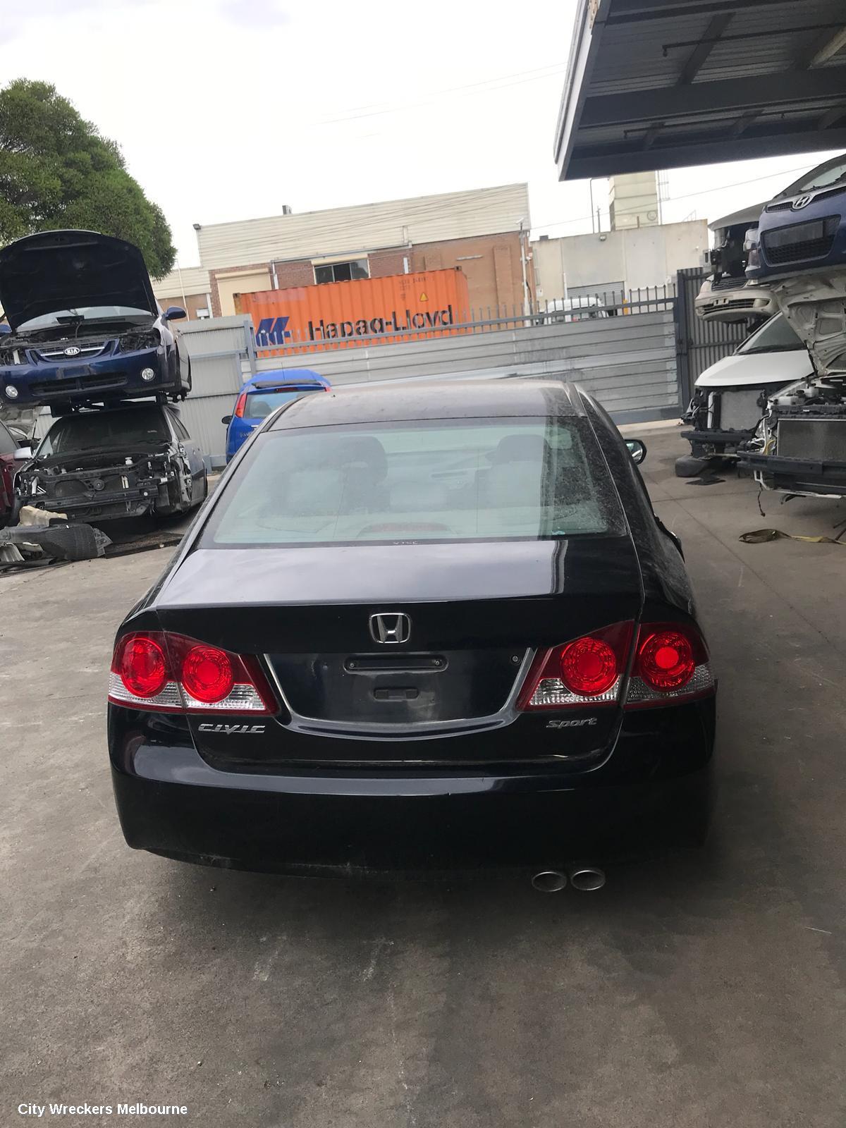 HONDA CIVIC REAR GARNISH, BOOTLID LAMP (LH SIDE), 8TH GEN, 02/2006 - 12/2008