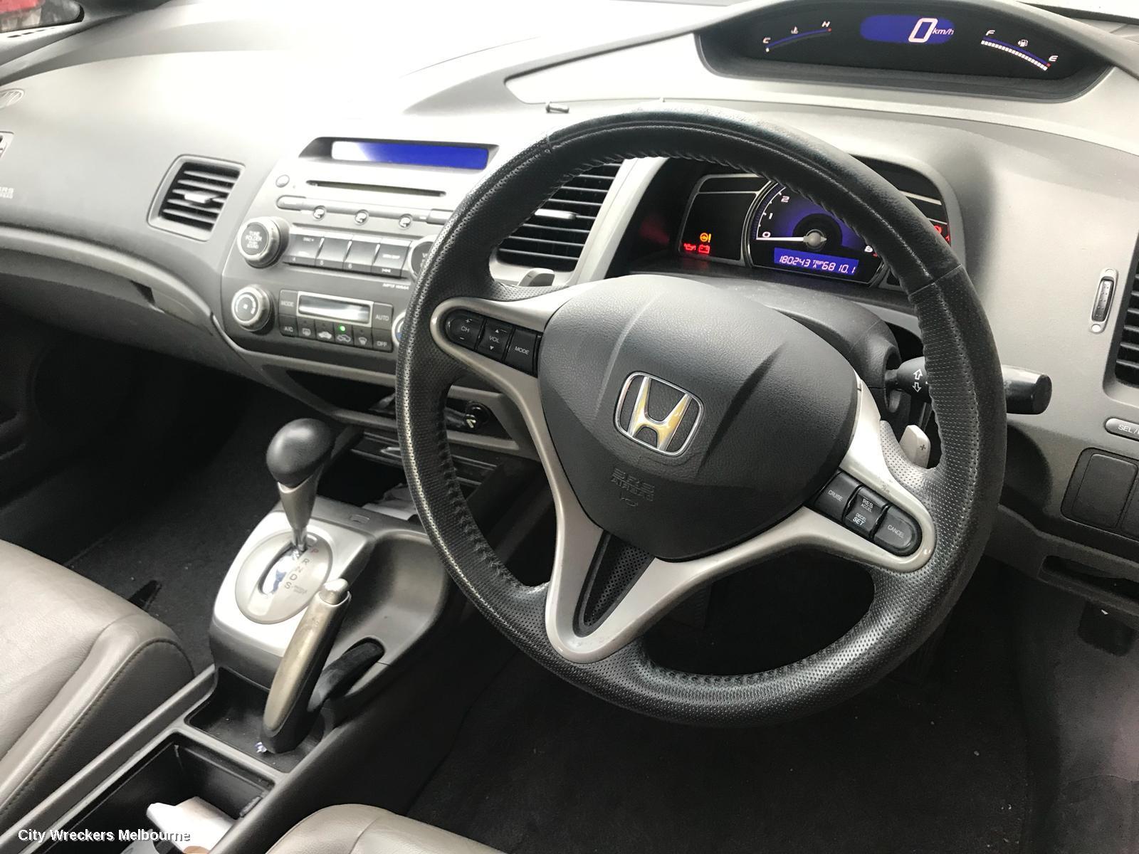 HONDA CIVIC REAR GARNISH, BOOTLID LAMP (LH SIDE), 8TH GEN, 02/2006 - 12/2008