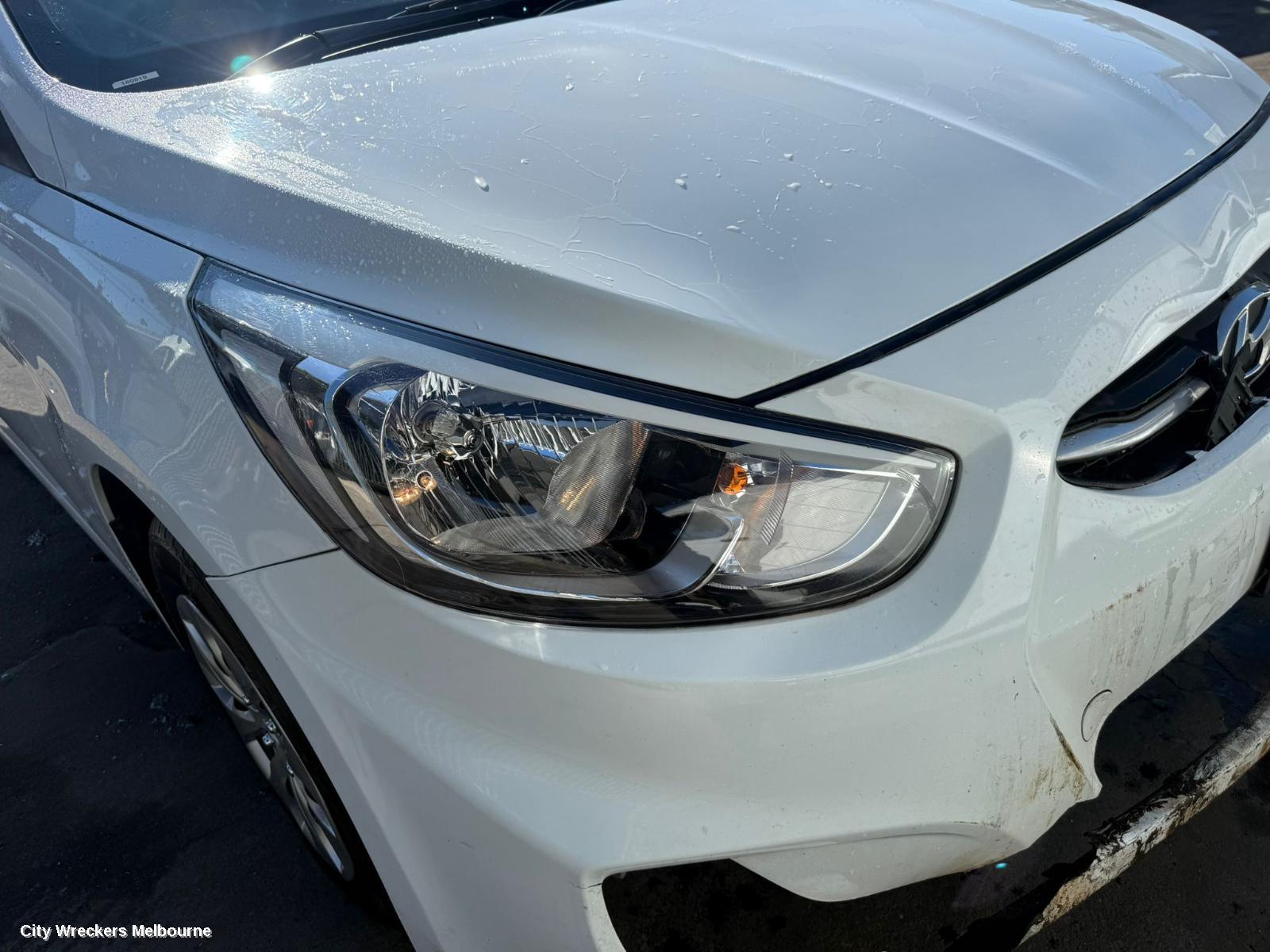 HYUNDAI ACCENT RIGHT FRONT DOOR WINDOW, RB, 05/2011 - 12/2019