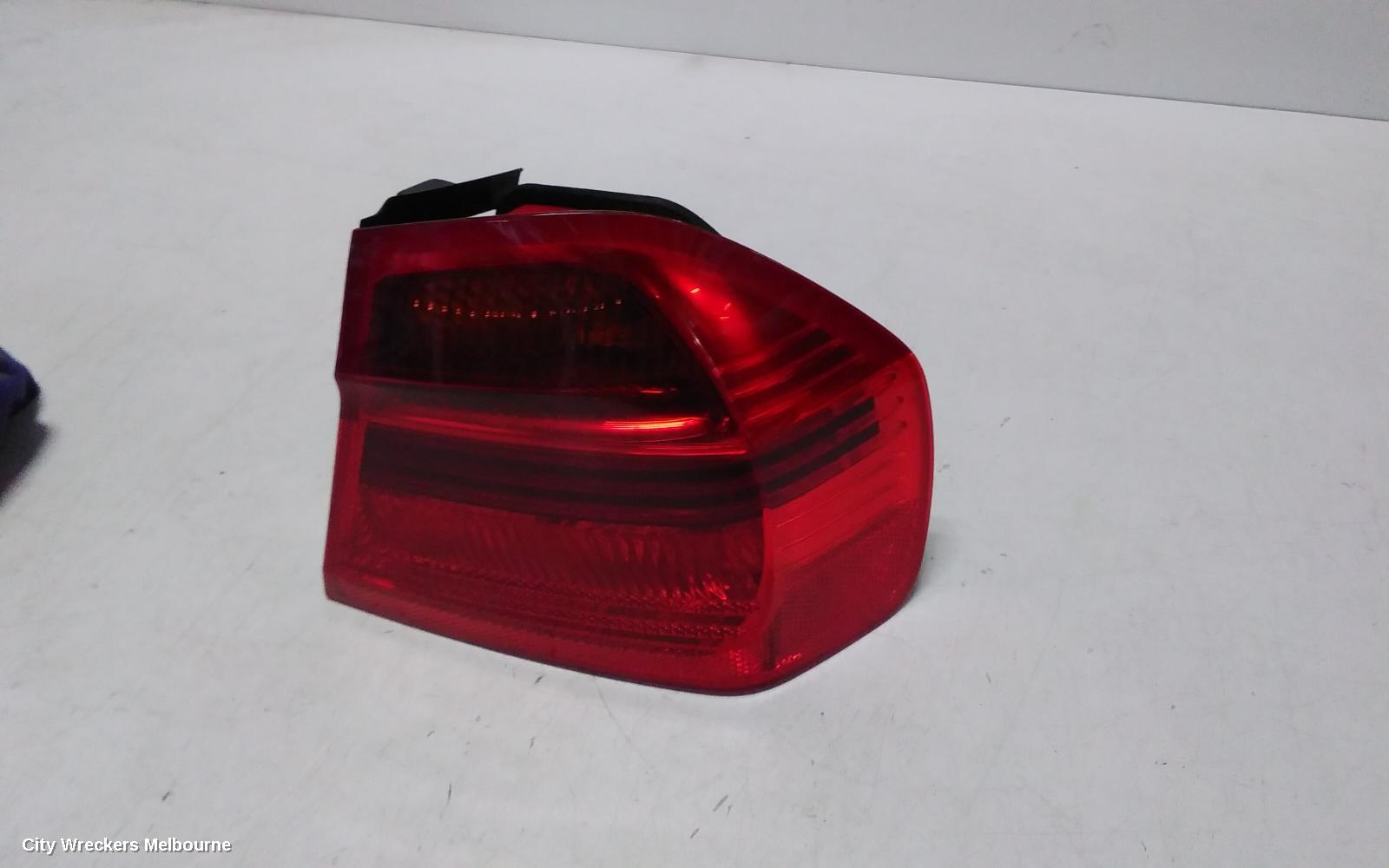 BMW 3 SERIES RIGHT TAILLIGHT, E90, SEDAN, NON LED TYPE, 03/2005 - 10/2008