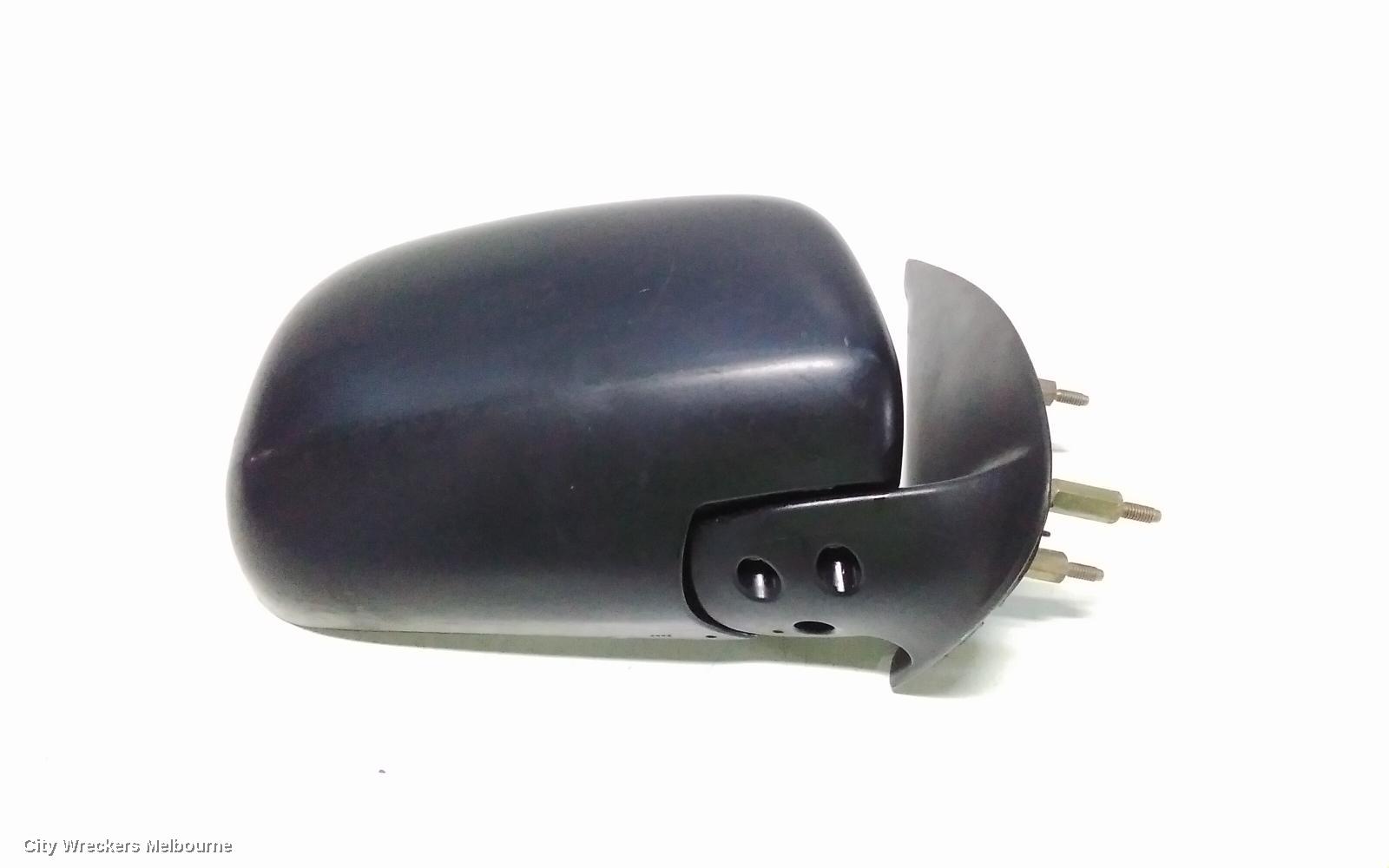 TOYOTA HILUX RIGHT DOOR MIRROR, MANUAL, BLACK, 03/2005 - 08/2015