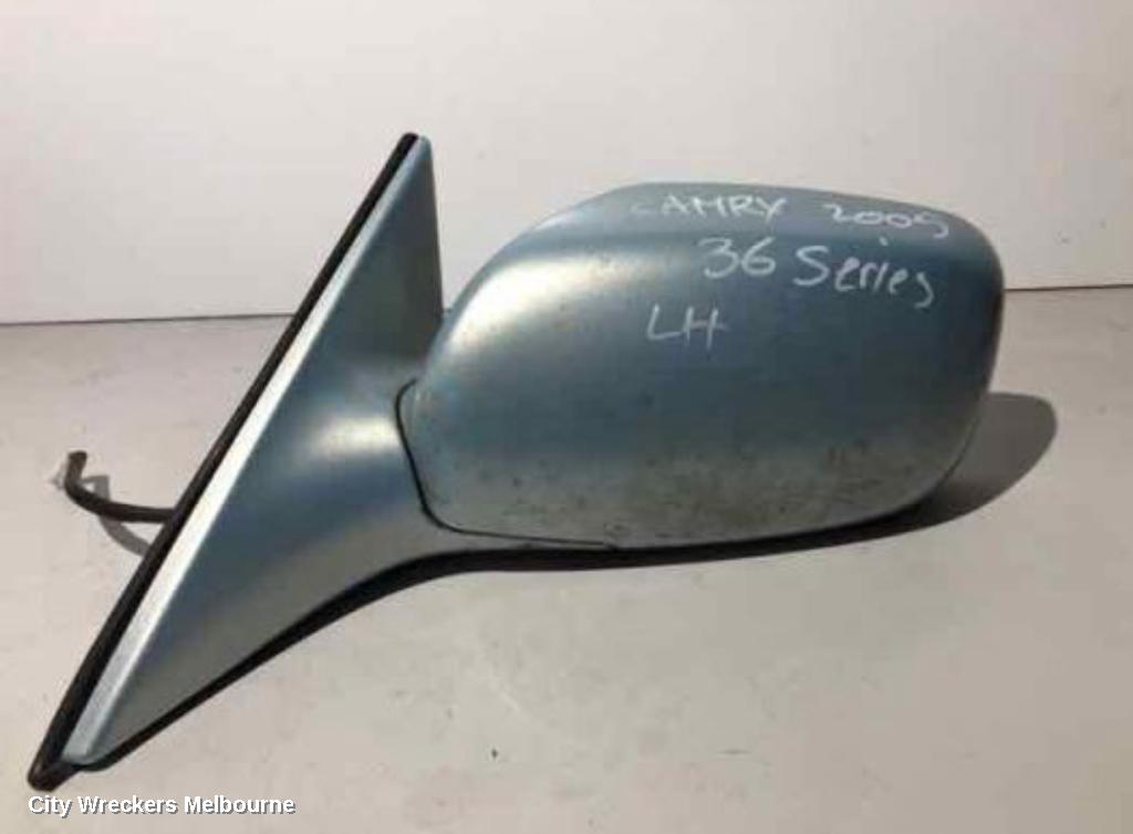 TOYOTA CAMRY LEFT DOOR MIRROR, SK36, COLOUR CODED, 08/2002 - 05/2006