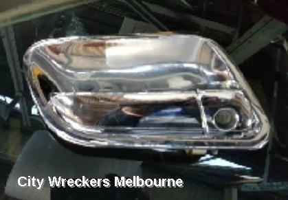 TOYOTA HIACE DOOR HANDLE, OUTER, RH FRONT, TRH/KDH, 03/2005 - 04/2019