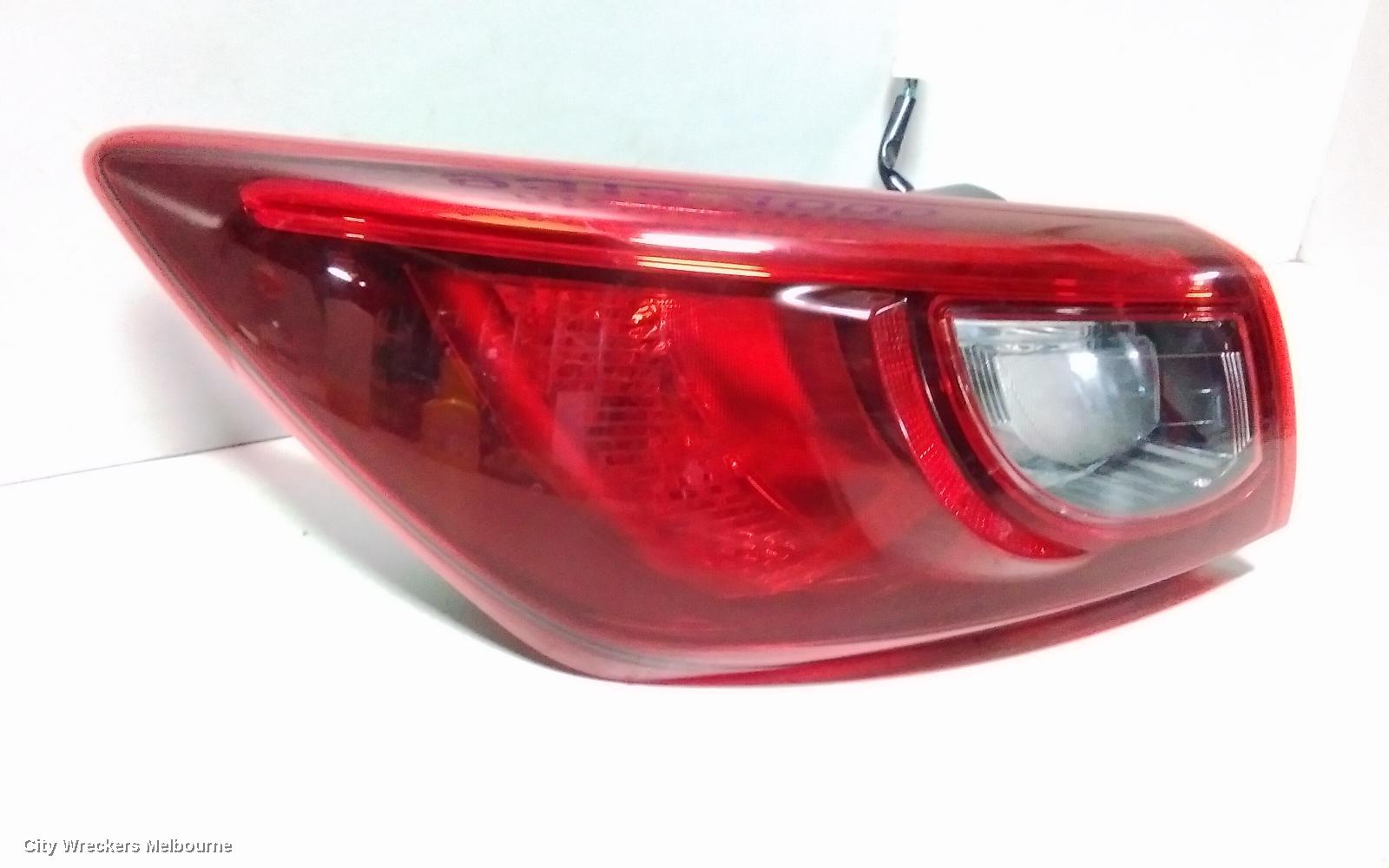MAZDA CX3 LEFT TAILLIGHT, DK, NON LED TYPE, 03/2015 ONWARDS