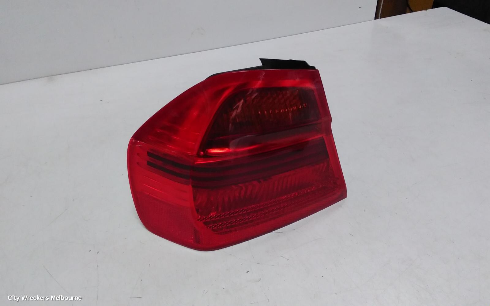 BMW 3 SERIES LEFT TAILLIGHT, E90, SEDAN, NON LED TYPE, 03/2005 - 10/2008