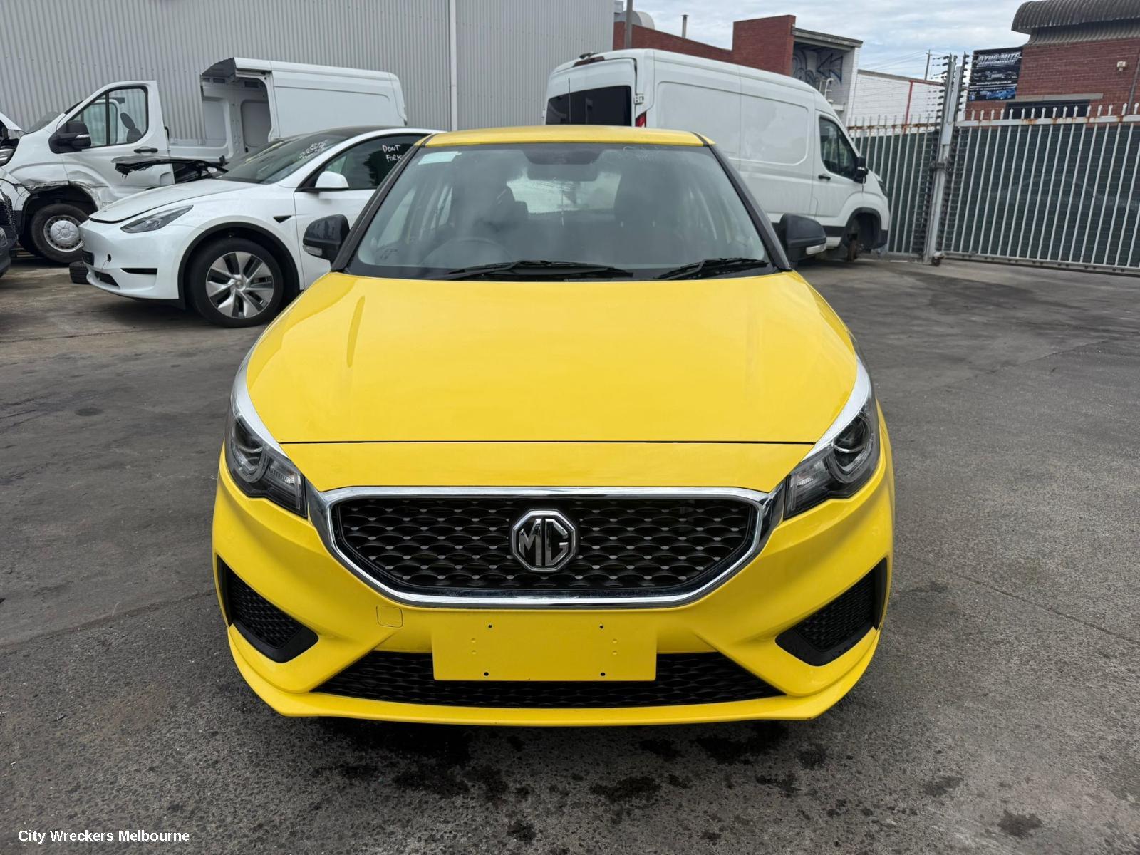 MG MG3 RIGHT GUARD LINER, SZP1, FRONT, 06/2018 ONWARDS