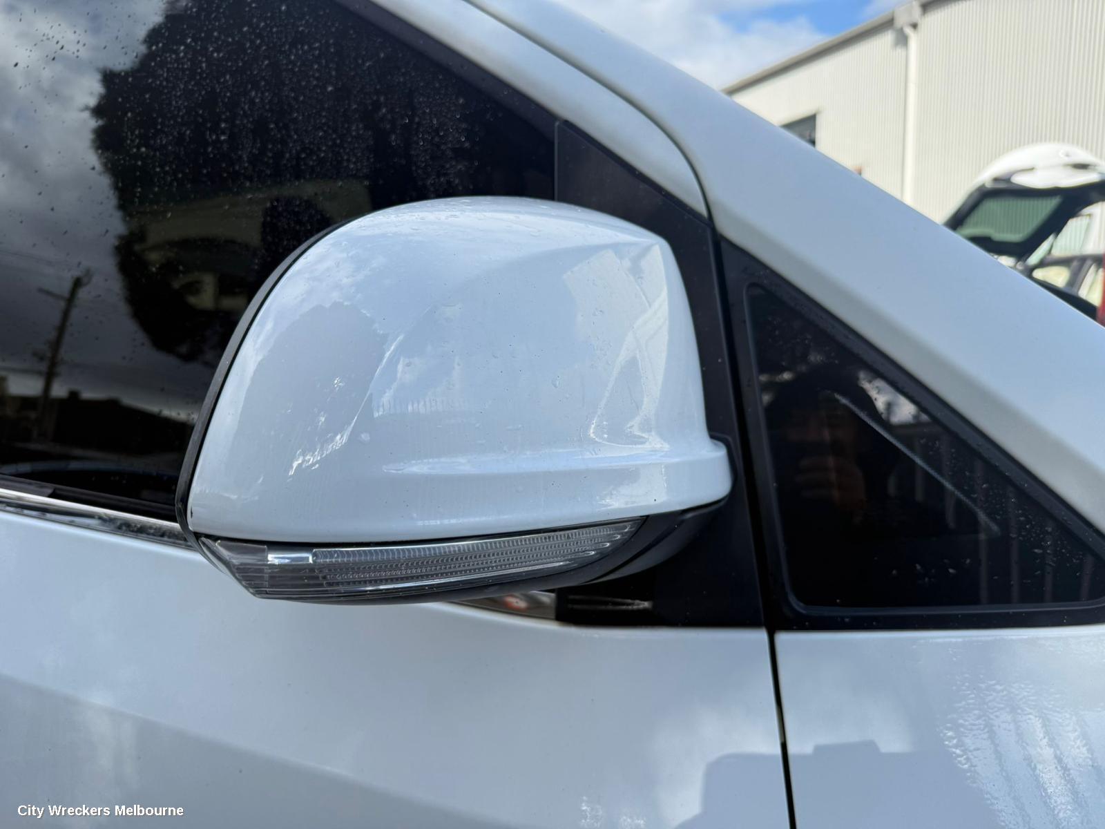 LDV G10 RIGHT FRONT DOOR, SV7A/SV7C, W/ CHROME MOULDING TYPE, WAGON/VAN, 04/2015 ONWARDS
