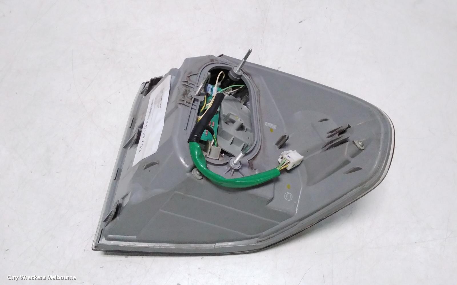 LEXUS RX SERIES LEFT TAILLIGHT, RX400H, MHU3#, IN BODY, 03/2006 - 02/2009