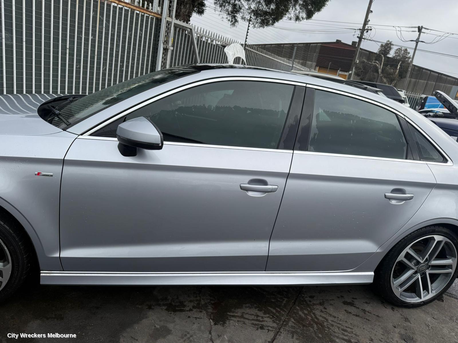 AUDI A3 RIGHT GUARD LINER, 8V, RS3, SEDAN, FRONT, 06/2017 - 10/2020