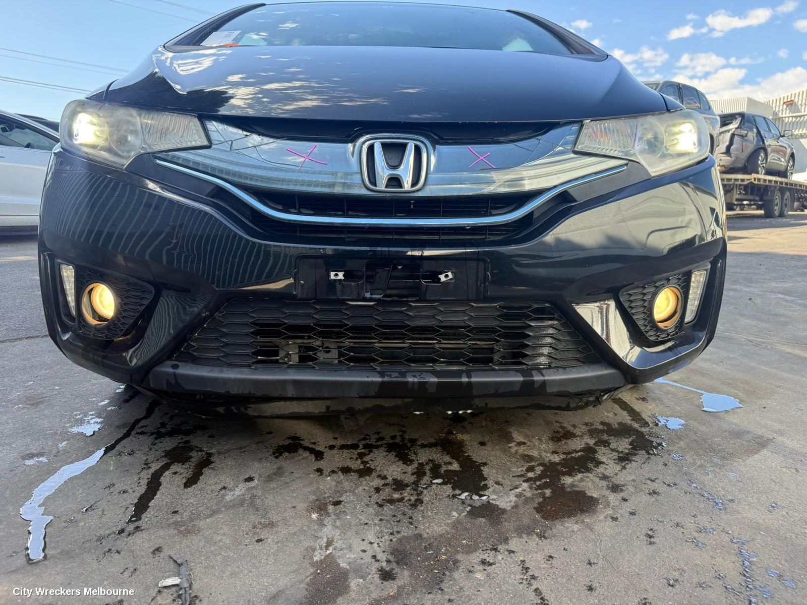 HONDA JAZZ LEFT FRONT 1/4 DOOR GLASS, GK/GF, 07/2014 - 12/2020