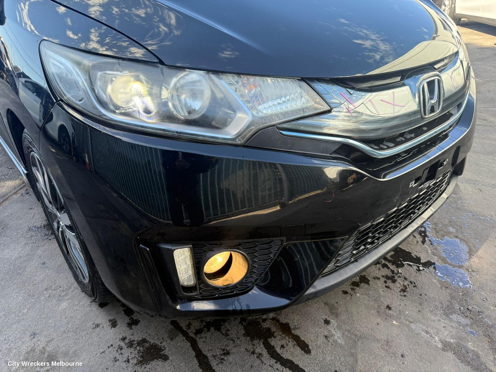 HONDA JAZZ LEFT FRONT 1/4 DOOR GLASS, GK/GF, 07/2014 - 12/2020