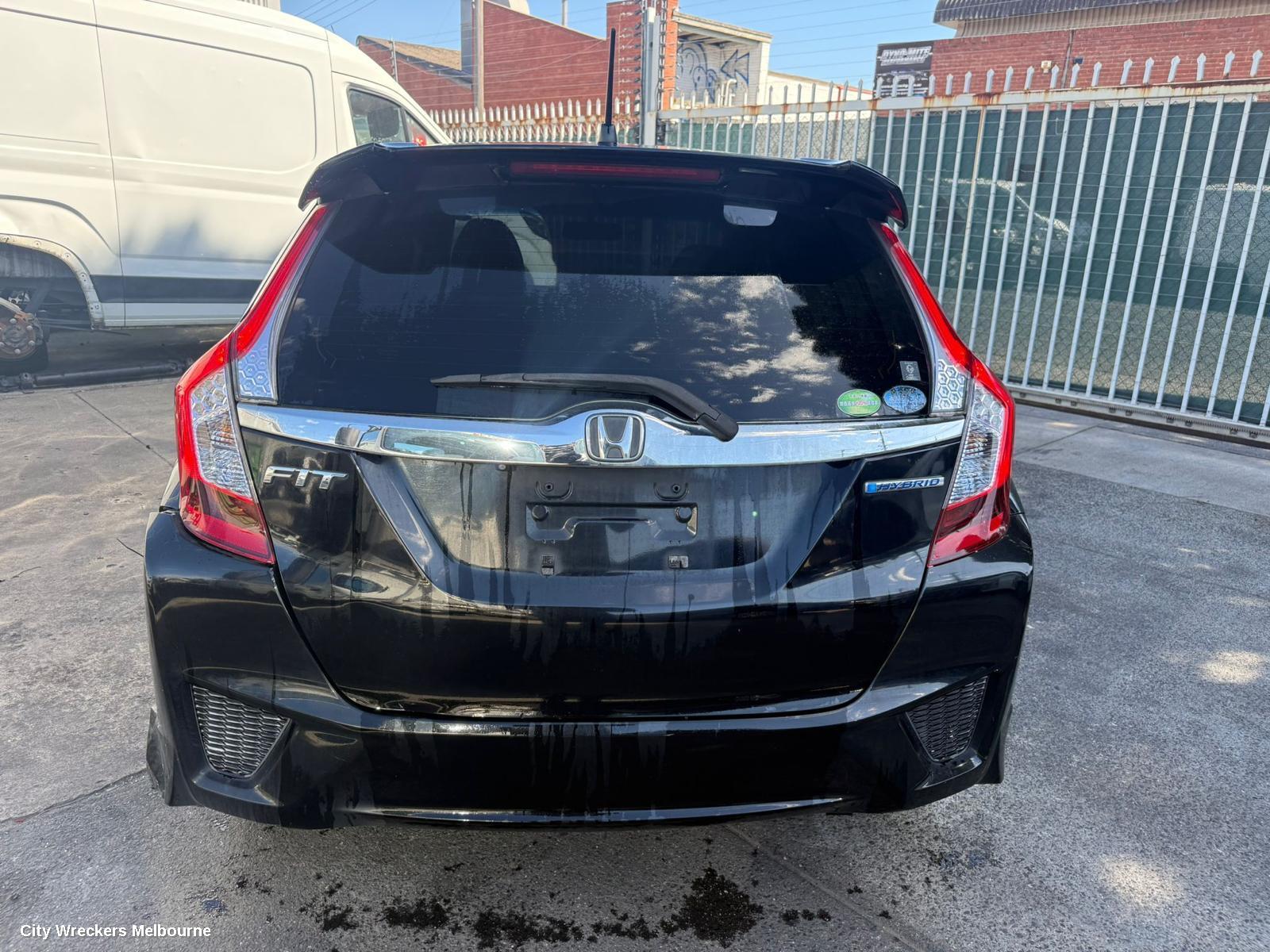 HONDA JAZZ LEFT FRONT 1/4 DOOR GLASS, GK/GF, 07/2014 - 12/2020